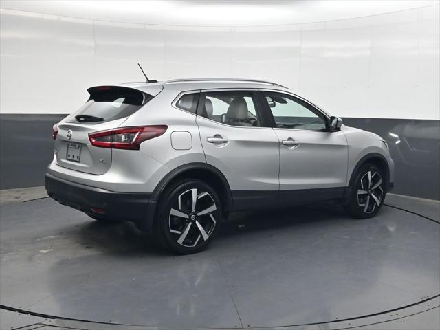 2022 Nissan Rogue Sport SL FWD Xtronic CVT