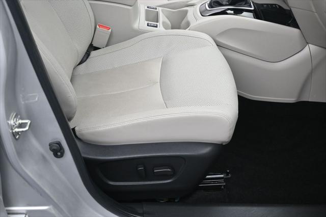 2022 Nissan Rogue Sport SL FWD Xtronic CVT