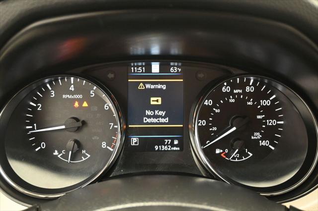 2022 Nissan Rogue Sport SL FWD Xtronic CVT