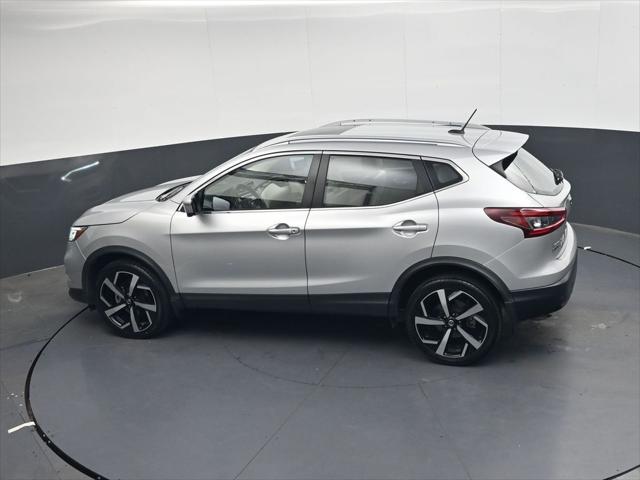 2022 Nissan Rogue Sport SL FWD Xtronic CVT