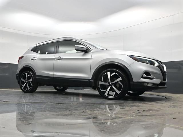 2022 Nissan Rogue Sport SL FWD Xtronic CVT