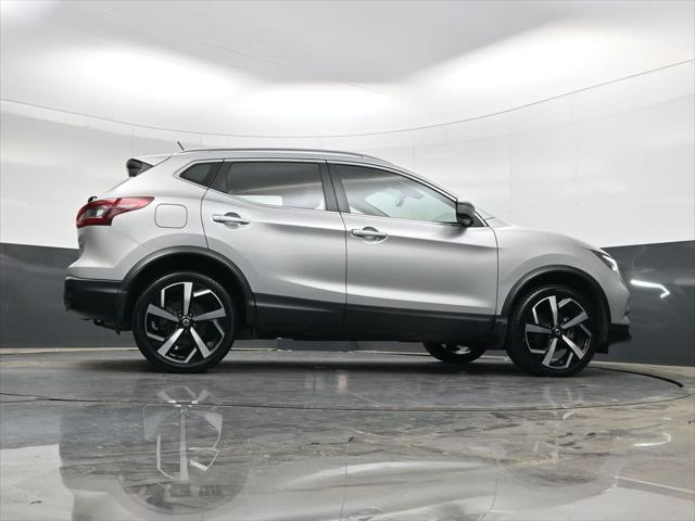 2022 Nissan Rogue Sport SL FWD Xtronic CVT