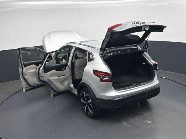 2022 Nissan Rogue Sport SL FWD Xtronic CVT
