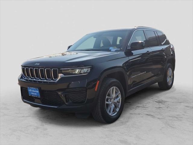 2026 Jeep Grand Cherokee GRAND CHEROKEE LAREDO X 4X4
