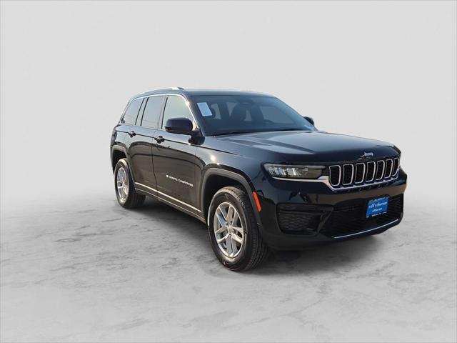 2026 Jeep Grand Cherokee GRAND CHEROKEE LAREDO X 4X4