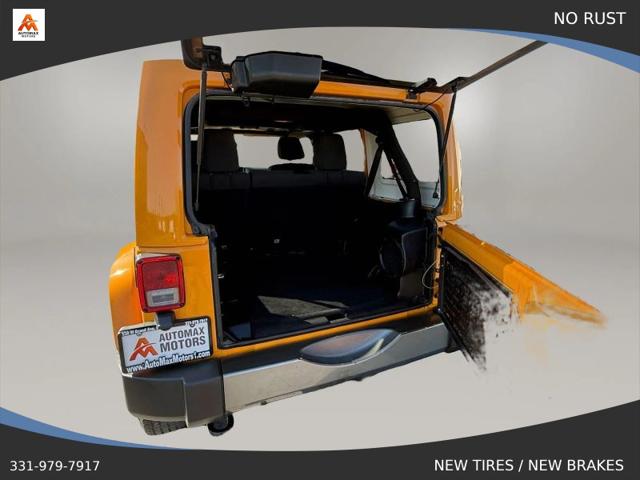 2012 Jeep Wrangler Unlimited Sahara