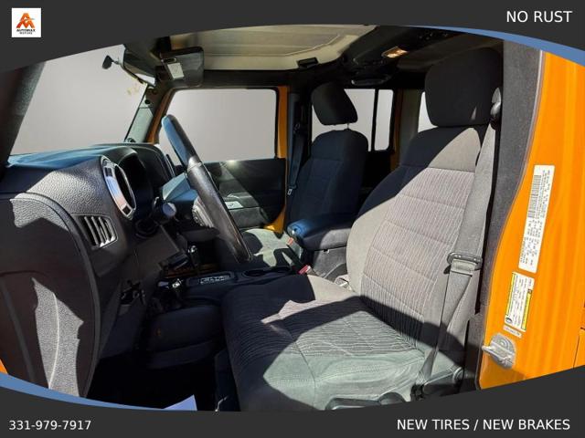 2012 Jeep Wrangler Unlimited Sahara