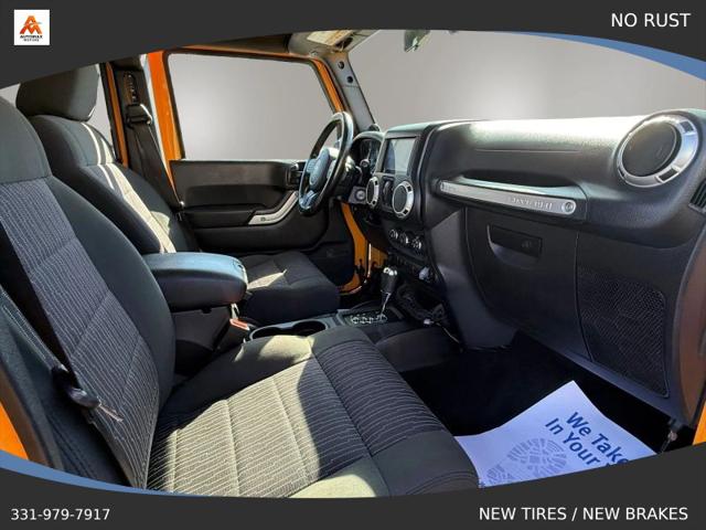 2012 Jeep Wrangler Unlimited Sahara