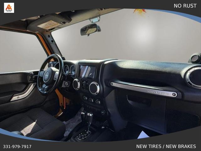 2012 Jeep Wrangler Unlimited Sahara