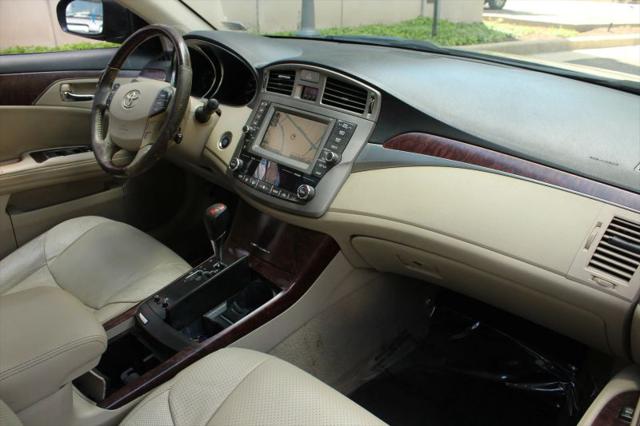 2011 Toyota Avalon Limited
