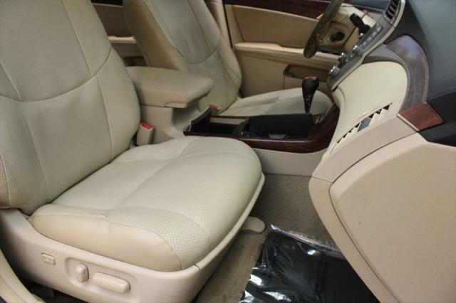 2011 Toyota Avalon Limited