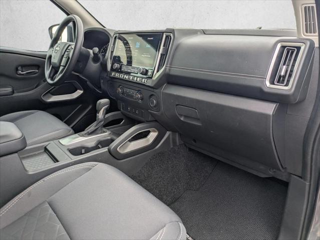 2025 Nissan Frontier Crew Cab SV 4x2
