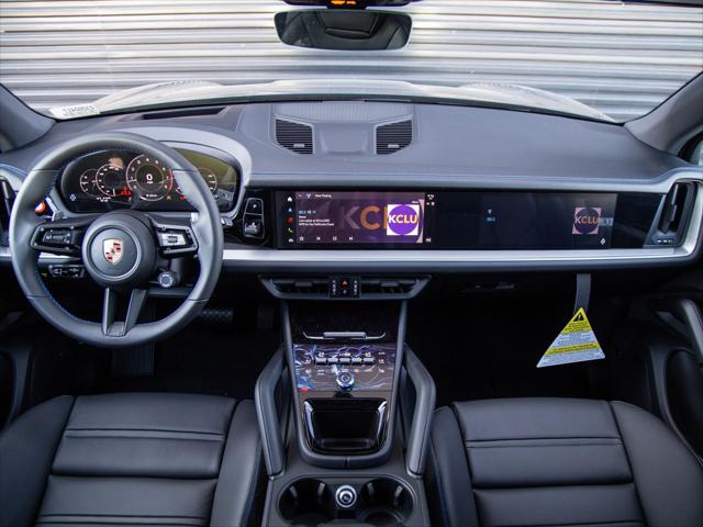 2026 Porsche Cayenne Unknown