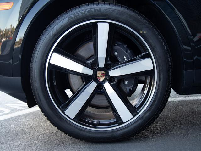 2026 Porsche Cayenne Unknown