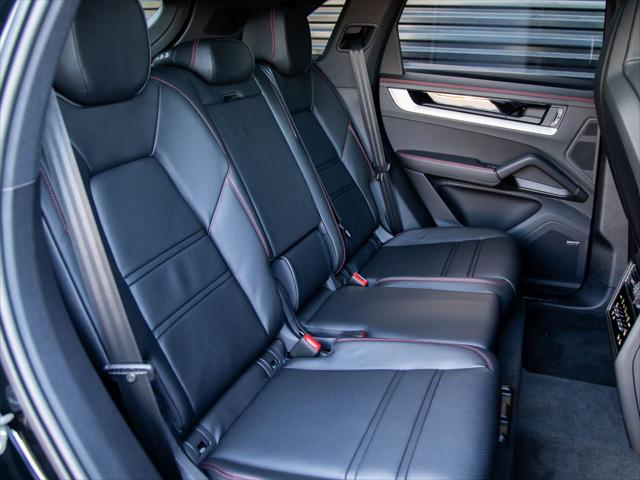2026 Porsche Cayenne Unknown