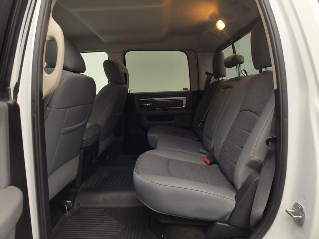 2017 Ram 1500 Big Horn Crew Cab 4x4 5'7" Box