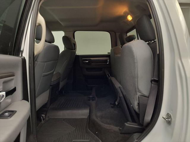 2017 Ram 1500 Big Horn Crew Cab 4x4 5'7" Box