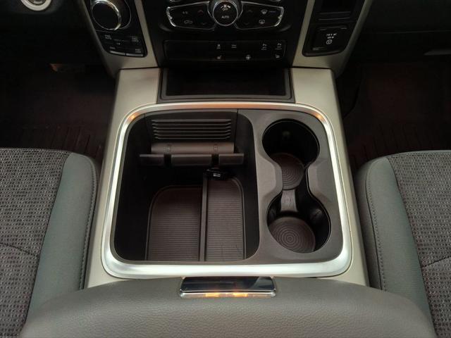 2017 Ram 1500 Big Horn Crew Cab 4x4 5'7" Box