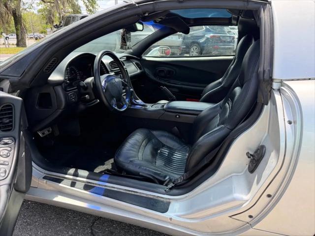 2001 Chevrolet Corvette Base