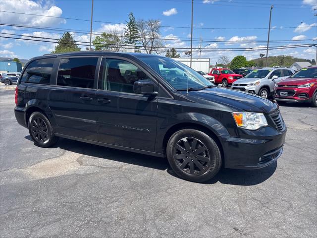 2016 Chrysler Town & Country Touring for sale in Duncansville, PA
