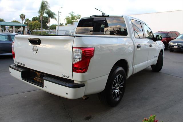 2023 Nissan Titan Crew Cab SV 4x2