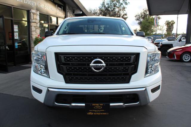2023 Nissan Titan Crew Cab SV 4x2