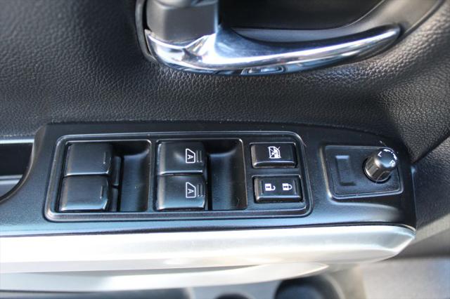 2023 Nissan Titan Crew Cab SV 4x2
