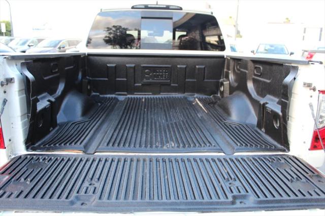 2023 Nissan Titan Crew Cab SV 4x2