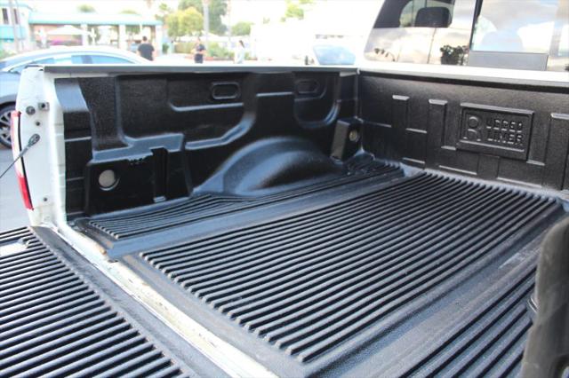 2023 Nissan Titan Crew Cab SV 4x2