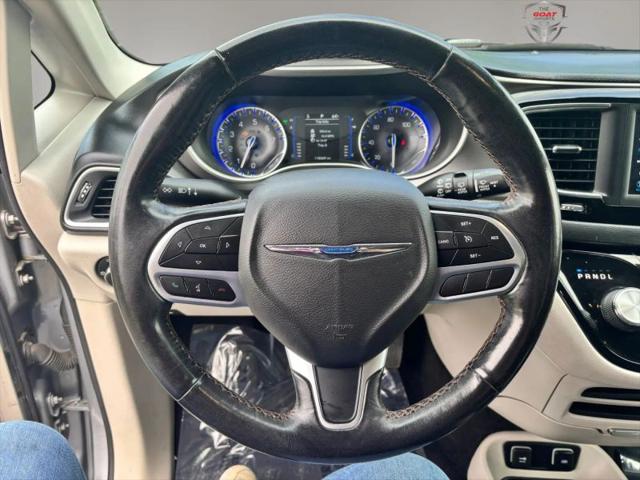 2020 Chrysler Pacifica Touring