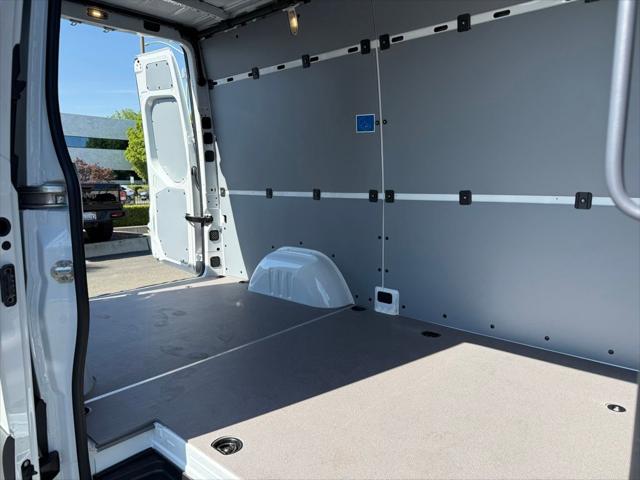 2026 Mercedes-Benz Sprinter 2500 Standard Roof 4-Cyl Diesel