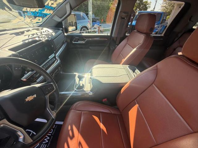 2024 Chevrolet Silverado 2500HD 4WD Crew Cab Standard Bed LT