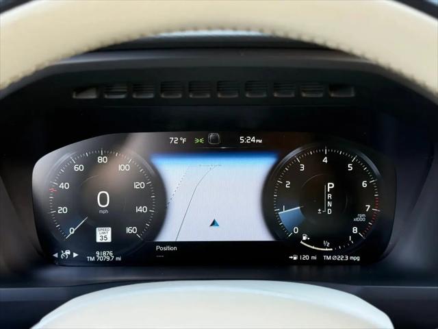2020 Volvo XC90 T6 Momentum 7 Passenger