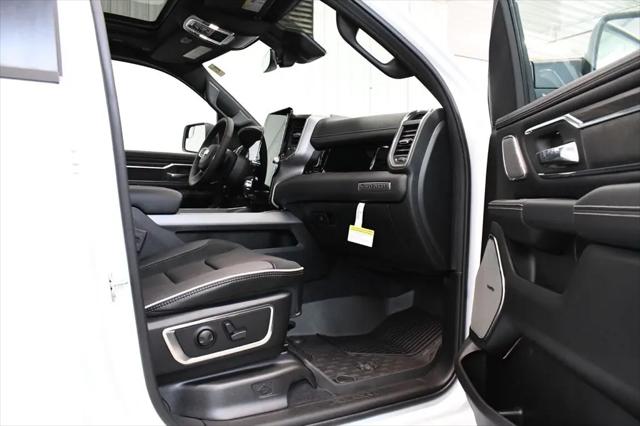 2026 Ram 1500 Laramie Crew Cab 4x4 5'7" Box