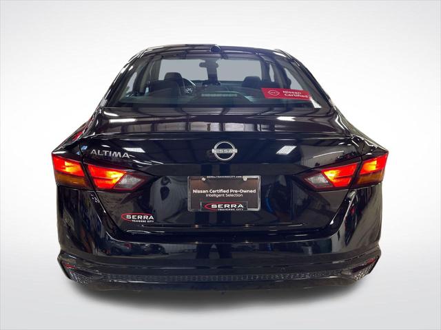 2025 Nissan Altima SV FWD
