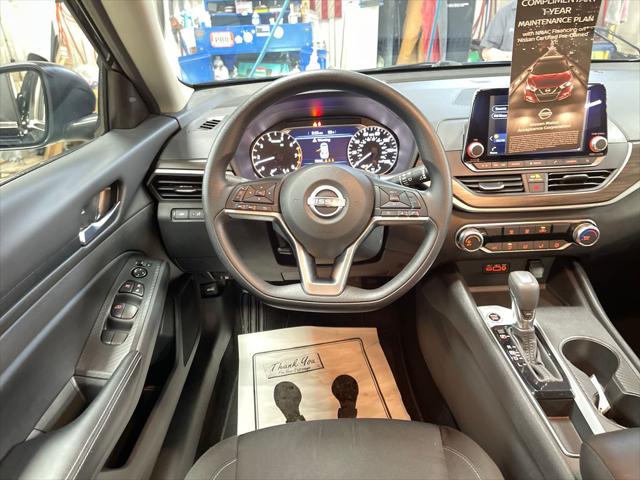 2025 Nissan Altima SV FWD