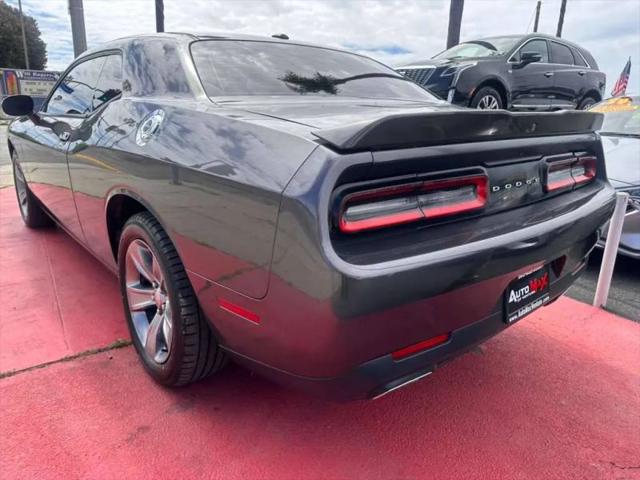 2019 Dodge Challenger SXT