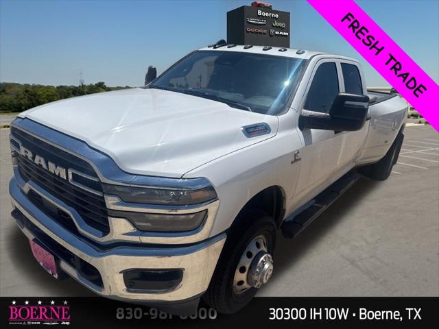 2025 Ram 3500 Tradesman Crew Cab 4x4 8' Box
