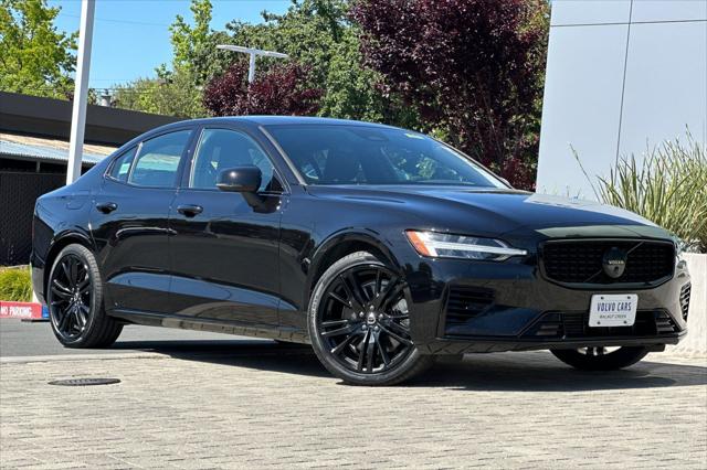 2023 Volvo S60 Recharge T8 Plus Black Edition
