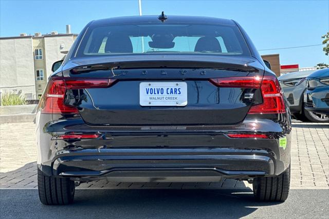 2023 Volvo S60 Recharge T8 Plus Black Edition