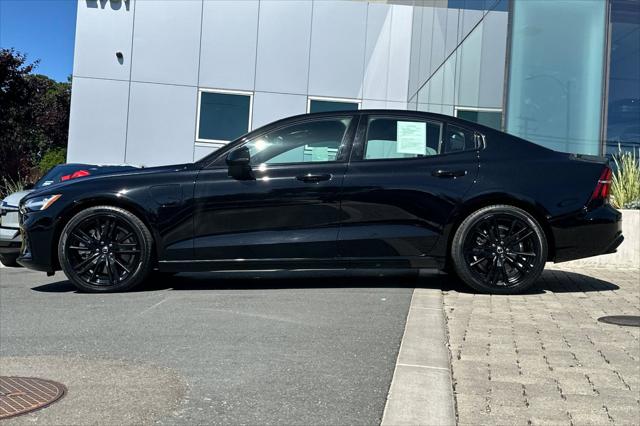 2023 Volvo S60 Recharge T8 Plus Black Edition
