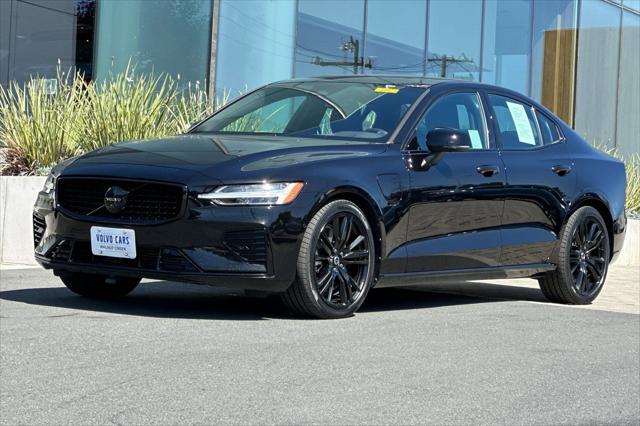 2023 Volvo S60 Recharge T8 Plus Black Edition
