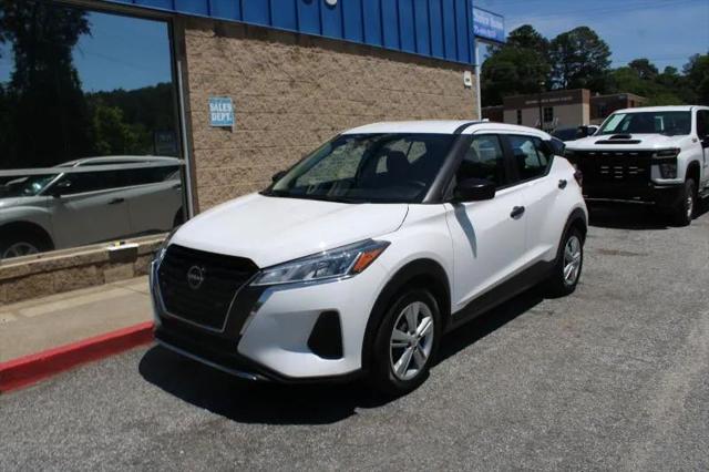 2023 Nissan Kicks S Xtronic CVT