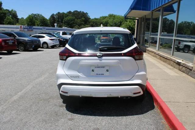 2023 Nissan Kicks S Xtronic CVT