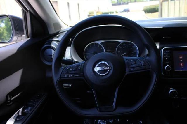 2023 Nissan Kicks S Xtronic CVT