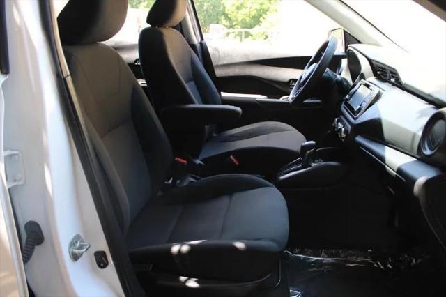2023 Nissan Kicks S Xtronic CVT