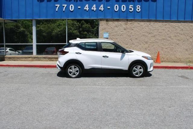 2023 Nissan Kicks S Xtronic CVT