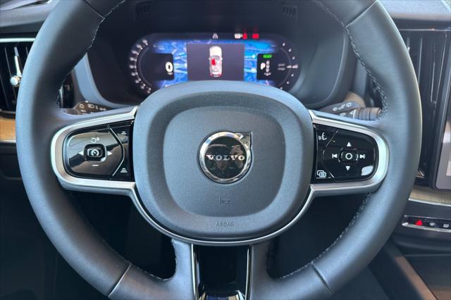 2026 Volvo XC60 Plug-In Hybrid Plus, T8 AWD Electric/Gasoline, Dark