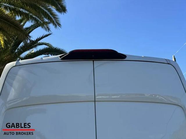2018 Ford Transit w/Sliding Side Door