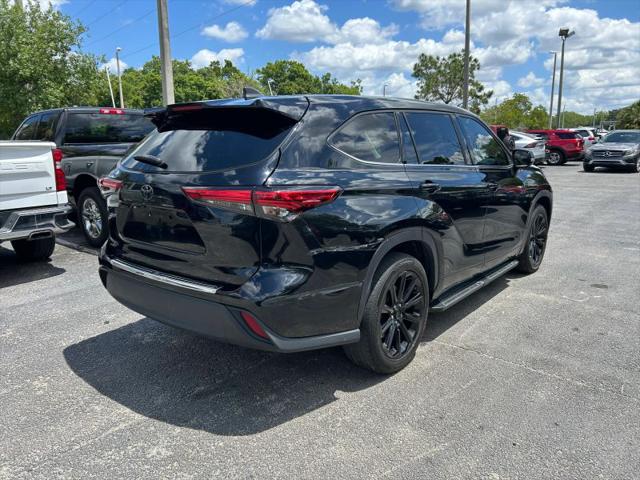 2022 Toyota Highlander LE